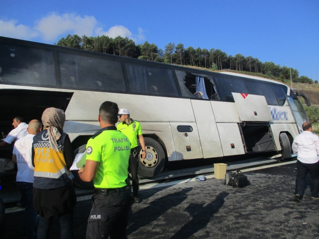 Yavuz Sultan Selim köprüsü girişinde otobüs kazası: 5 yaralı